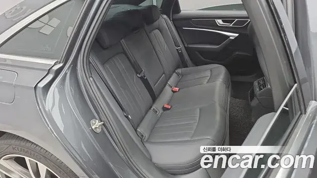 Audi A6 2022 — ფოტო 10/20