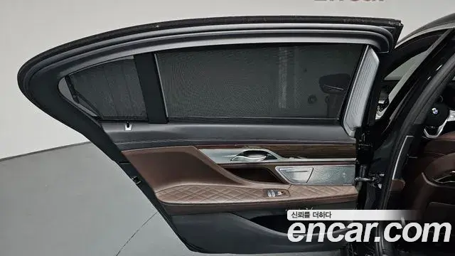 BMW 7 Series 2022 — ფოტო 4/42
