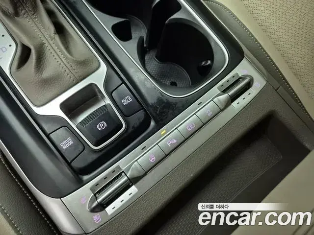 Kia Carnival 2020 — Фото 13/19