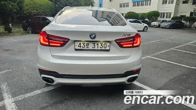 BMW X6 2018 — Photo 1/18