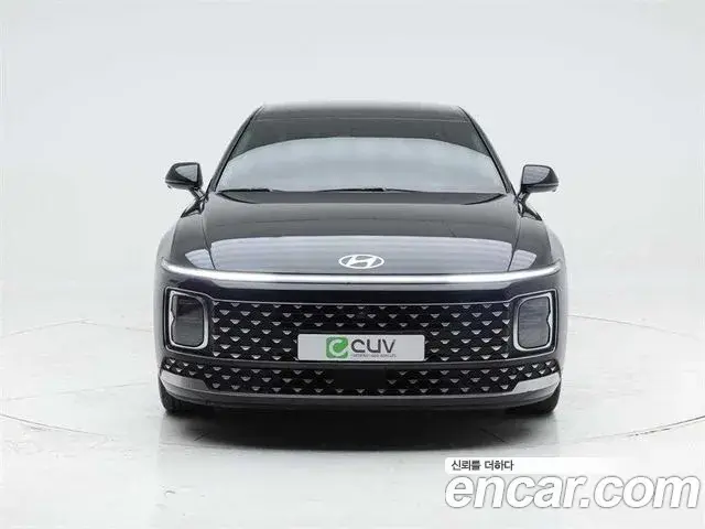 Hyundai Grandeur 2023 — Фото 1/20