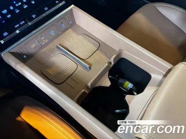 Hyundai Santa Fe 2024 — Şəkil 13/19