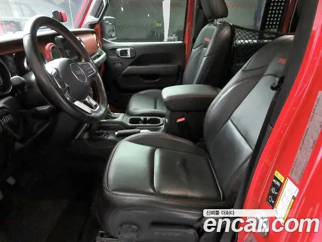 Jeep Wrangler 2021 — Фото 4/20