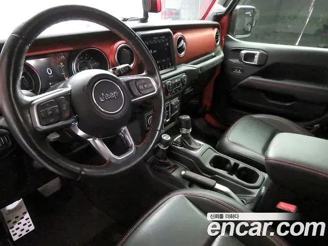Jeep Wrangler 2021 — Фото 9/20