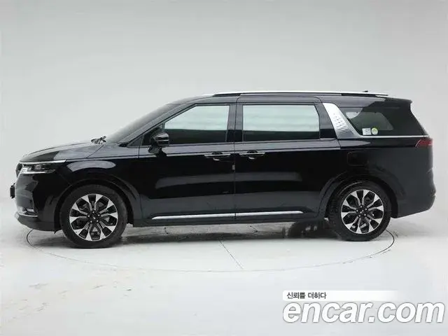 Kia Carnival 2020 — Фото 2/20