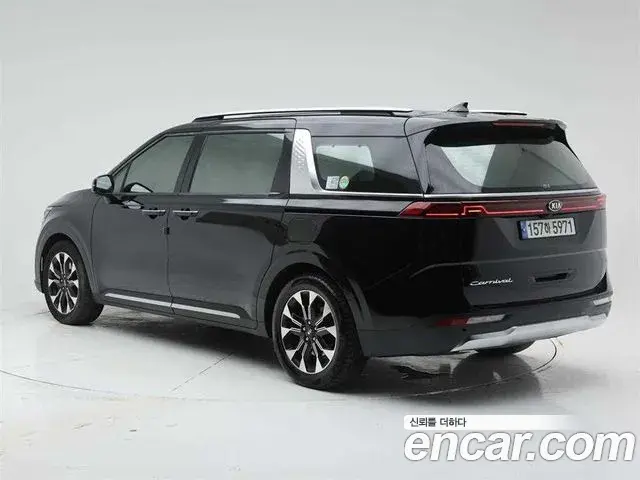 Kia Carnival 2020 — Фото 3/20