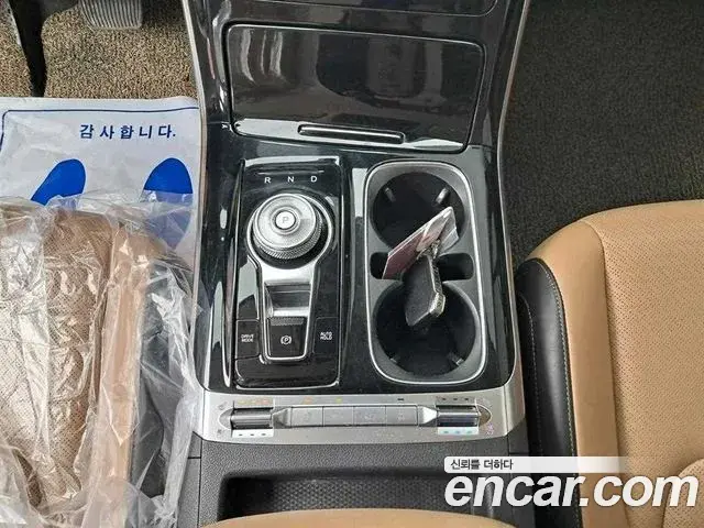 Kia Carnival 2020 — Фото 14/20