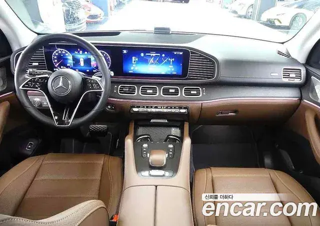 Mercedes-Benz GLE-Class 2025 — Photo 5/20