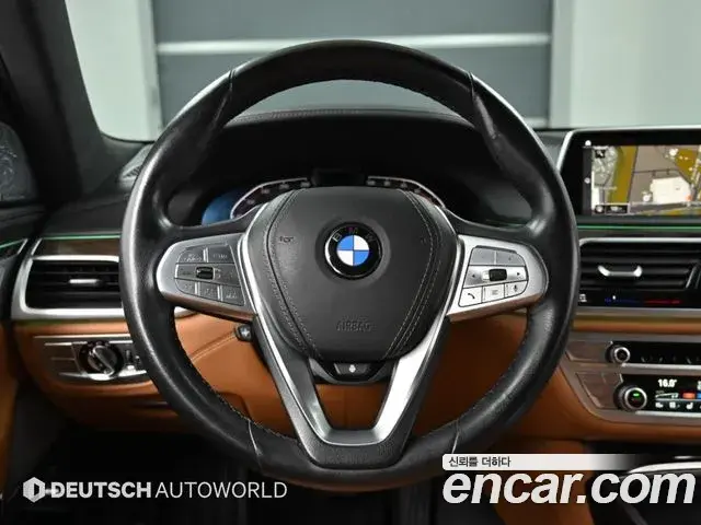 BMW 7 Series 2022 — Фото 13/20