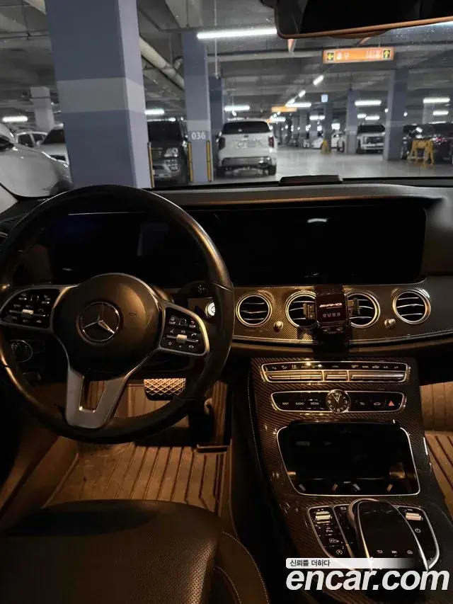 Mercedes-Benz E-Class 2019 — Фото 7/9