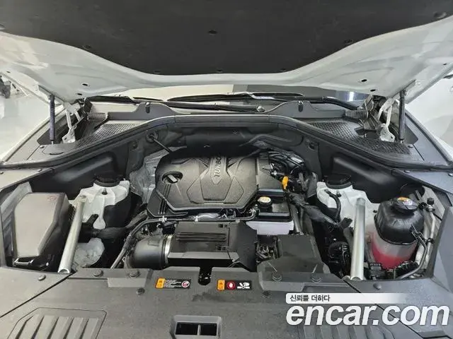 Genesis GV80 2023 — Photo 8/19