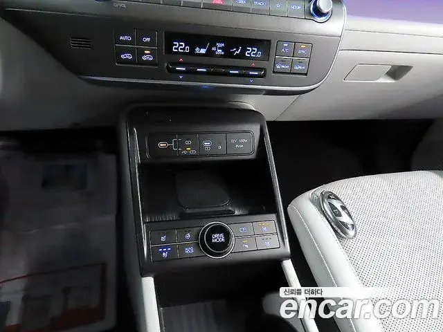 Hyundai Kona 2024 — Фото 16/20