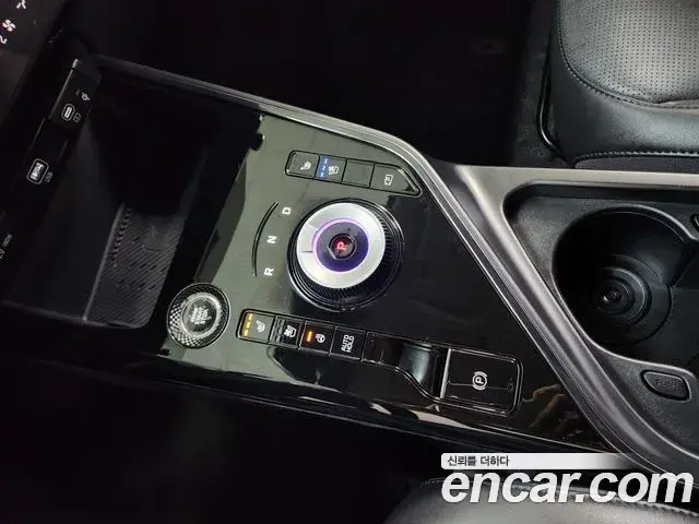 Kia Niro 2025 — Фото 9/20
