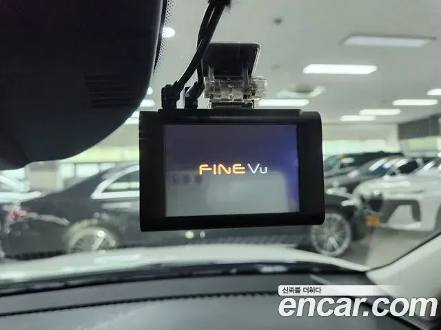 Kia Niro 2025 — Фото 13/20