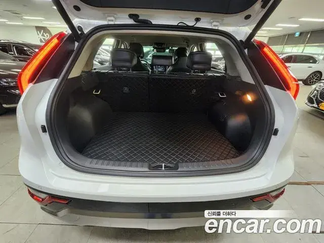 Kia Niro 2025 — Фото 18/20