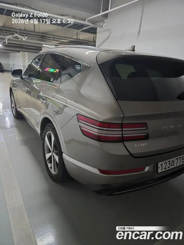 Genesis GV80 2020 — ფოტო 8/12