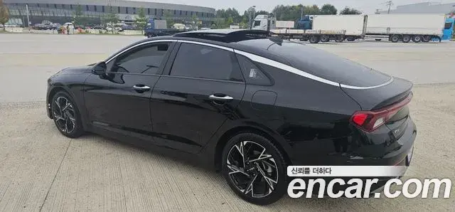 Kia K5 2022 — Şəkil 15/20