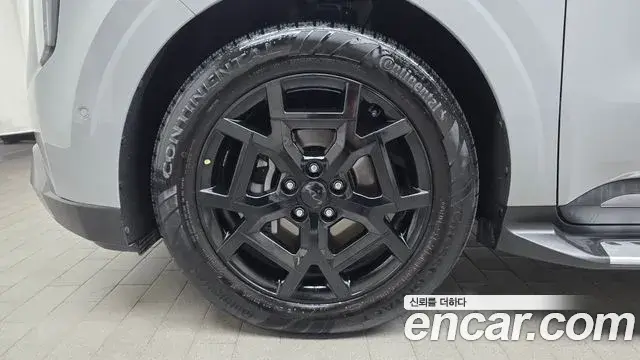 Kia Carnival 2025 — Photo 6/35