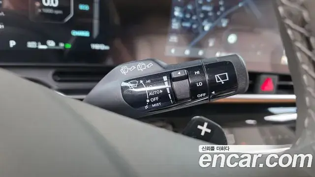 Kia Carnival 2025 — Photo 17/35