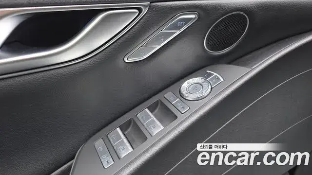 Genesis Electrified G80 2021 — Фото 12/20