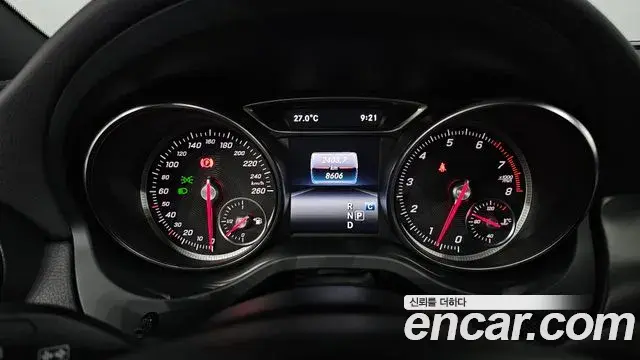 Mercedes-Benz GLA-Class 2018 — Фото 8/20