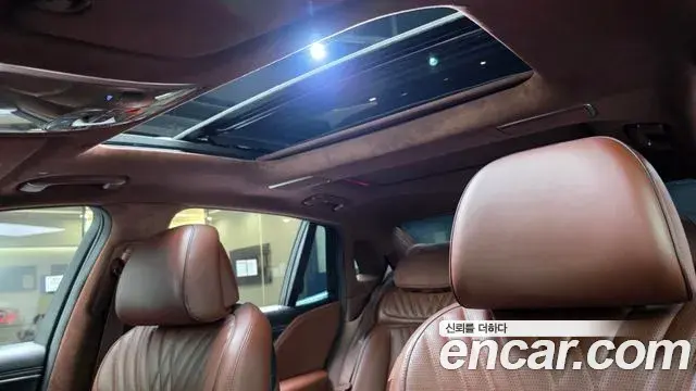 Genesis G90 2022 — Фото 18/20