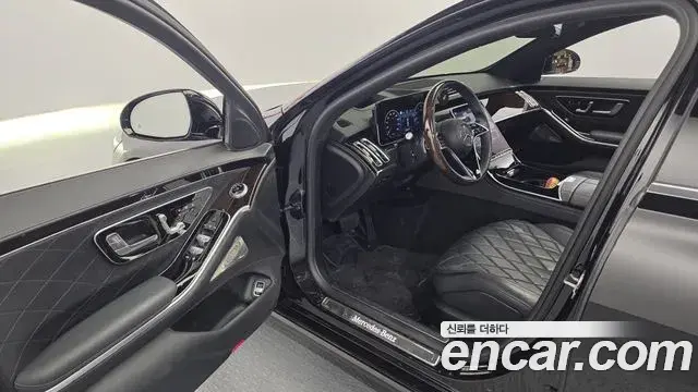 Mercedes-Benz S-Class 2021 — Şəkil 26/35