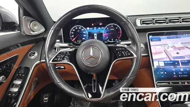 Mercedes-Benz S-Class 2021 — ფოტო 18/33