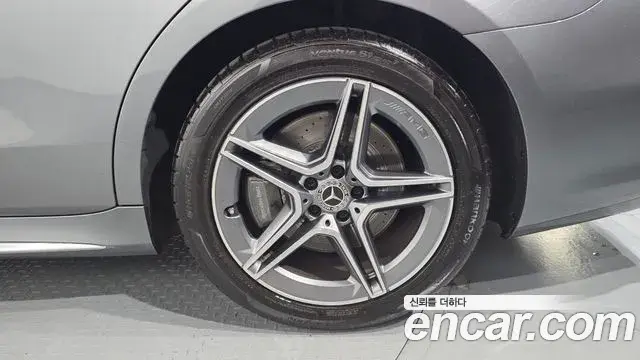 Mercedes-Benz S-Class 2021 — ფოტო 31/35