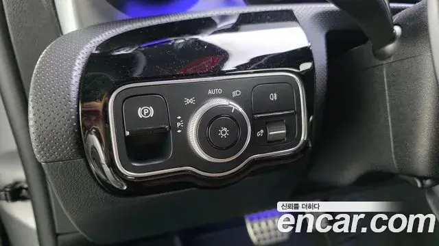 Mercedes-Benz CLA-Class 2021 — Фото 20/20