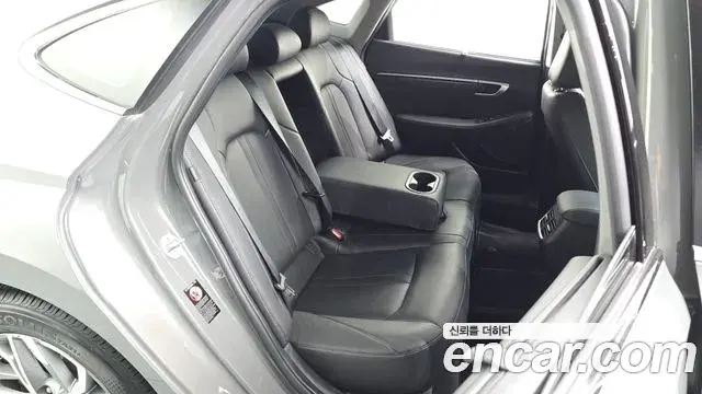 Hyundai Sonata 2022 — Фото 12/20