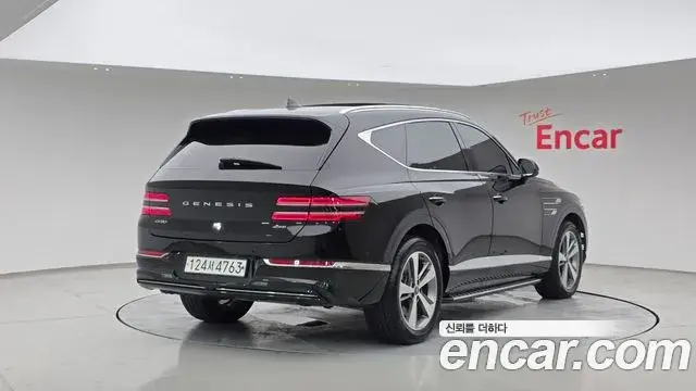 Genesis GV80 2020 — ფოტო 17/20