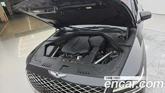 Genesis GV80 2020 — ფოტო 4/20