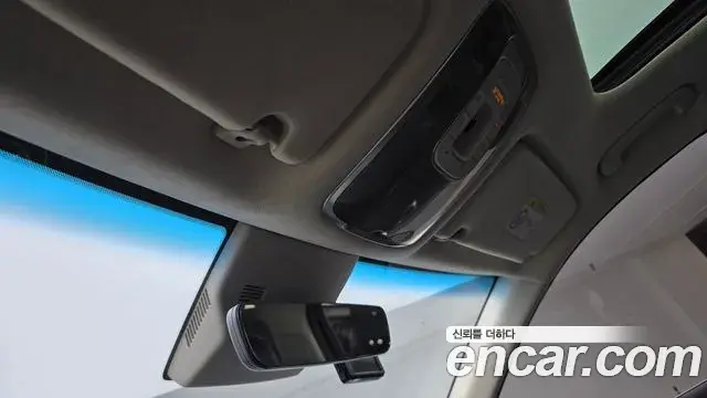 Genesis GV80 2020 — ფოტო 14/20