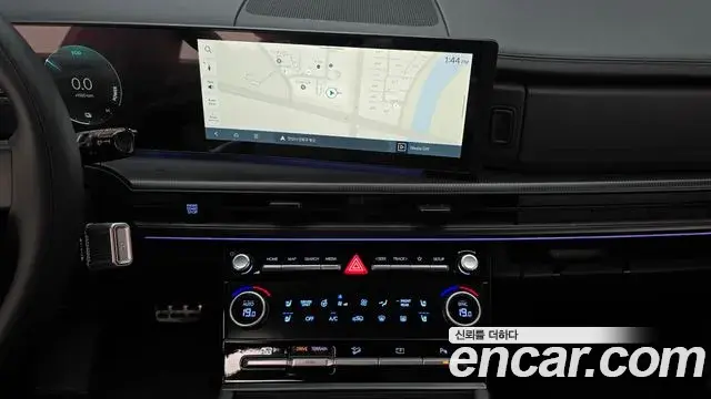 Hyundai Santa Fe 2026 — Фото 12/20