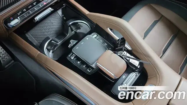 Mercedes-Benz GLE-Class 2025 — Фото 19/20