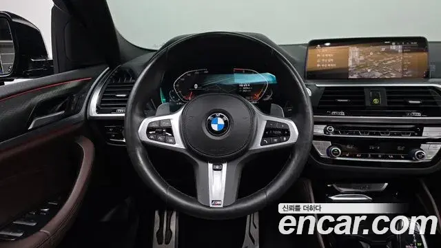 BMW X4 2020 — Фото 12/20