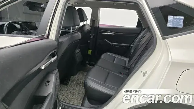Kia Seltos 2020 — ფოტო 3/20
