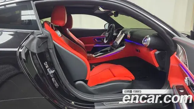 Mercedes-Benz AMG GT 2025 — Şəkil 11/33