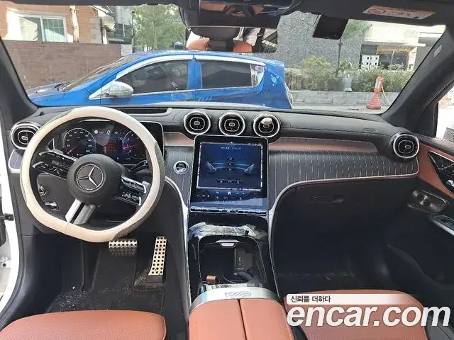 Mercedes-Benz GLC-Class 2024 — Şəkil 3/20