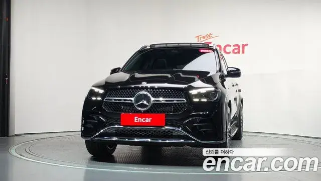 Mercedes-Benz GLE-Class 2025 — ფოტო 18/33