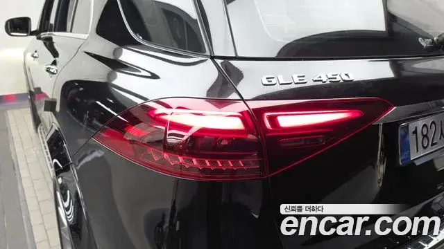 Mercedes-Benz GLE-Class 2025 — ფოტო 15/33