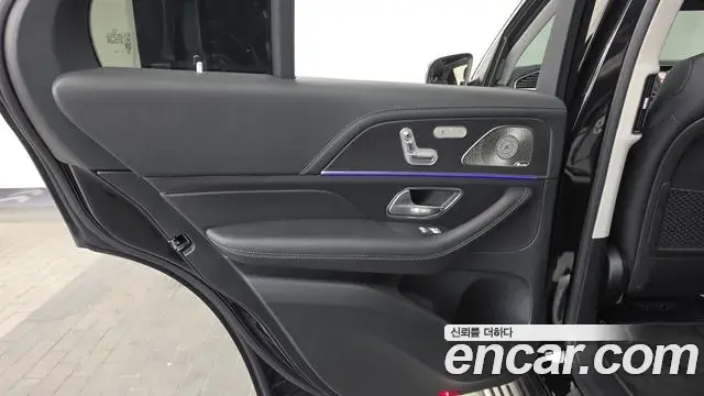 Mercedes-Benz GLE-Class 2025 — ფოტო 26/33