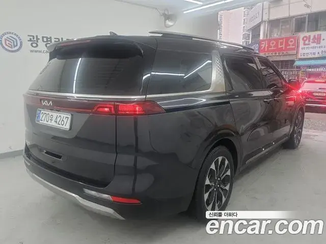 Kia Carnival 2022 — Фото 2/20