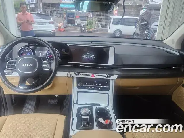 Kia Carnival 2022 — Фото 5/20