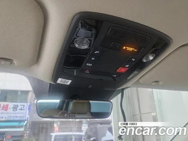 Kia Carnival 2022 — Фото 8/20