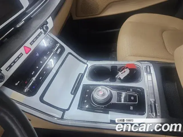 Kia Carnival 2022 — Фото 14/20
