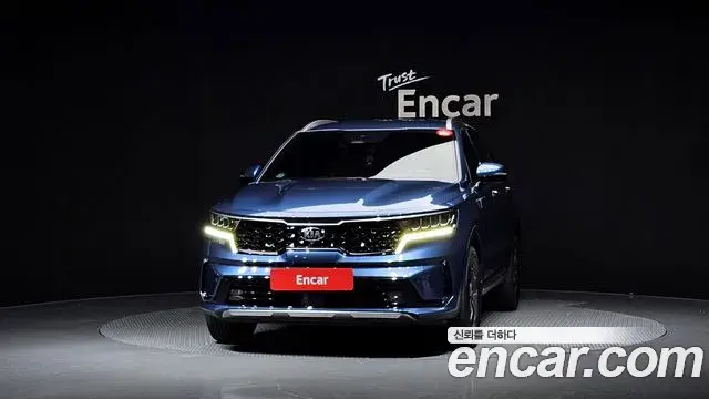 Kia Sorento 2021 — Фото 3/20