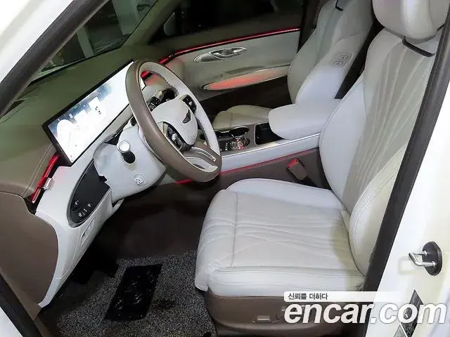 Genesis GV70 2024 — ფოტო 16/20