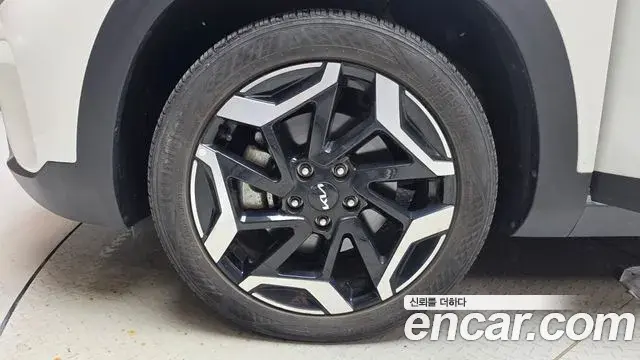 Kia Seltos 2022 — Photo 12/38